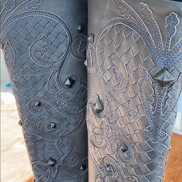 🎉Host Pick🎉Bottega Veneta Italian Leather Boots - Picture 3 of 14